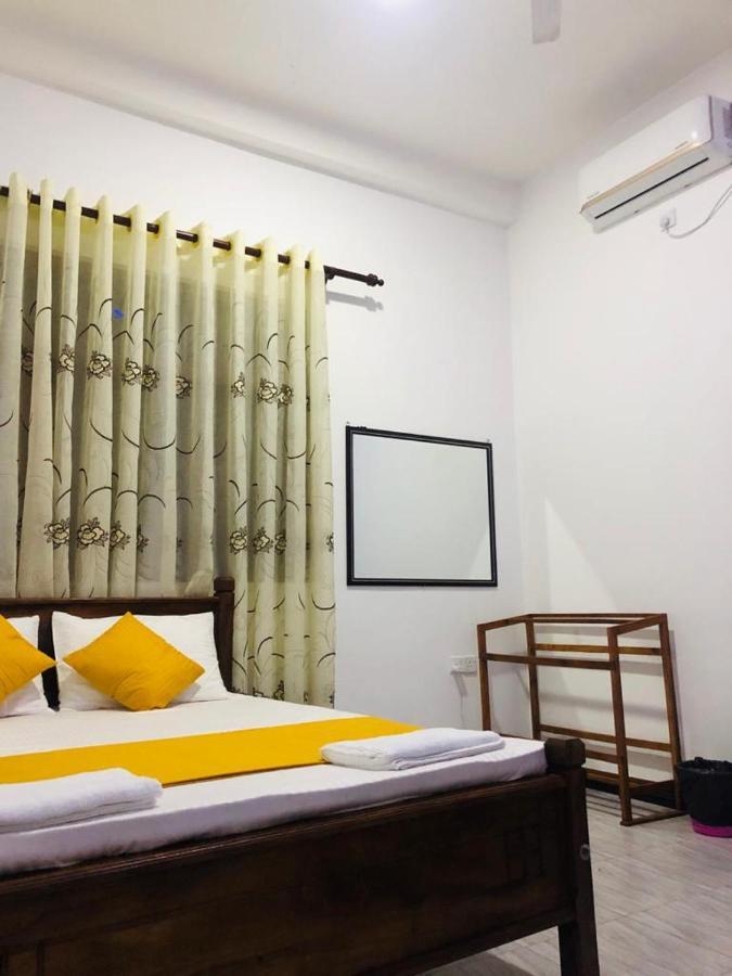 Freedom Inn Negombo Ngoại thất bức ảnh